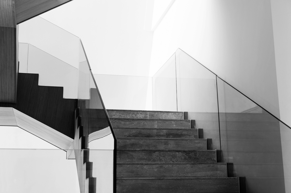 The Ultimate Guide To Modern Glass Railing Systems